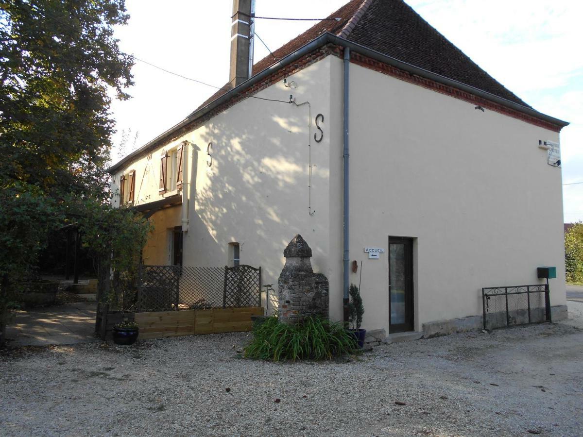 Chez Scallan B&B Sens sur Seille Luaran gambar